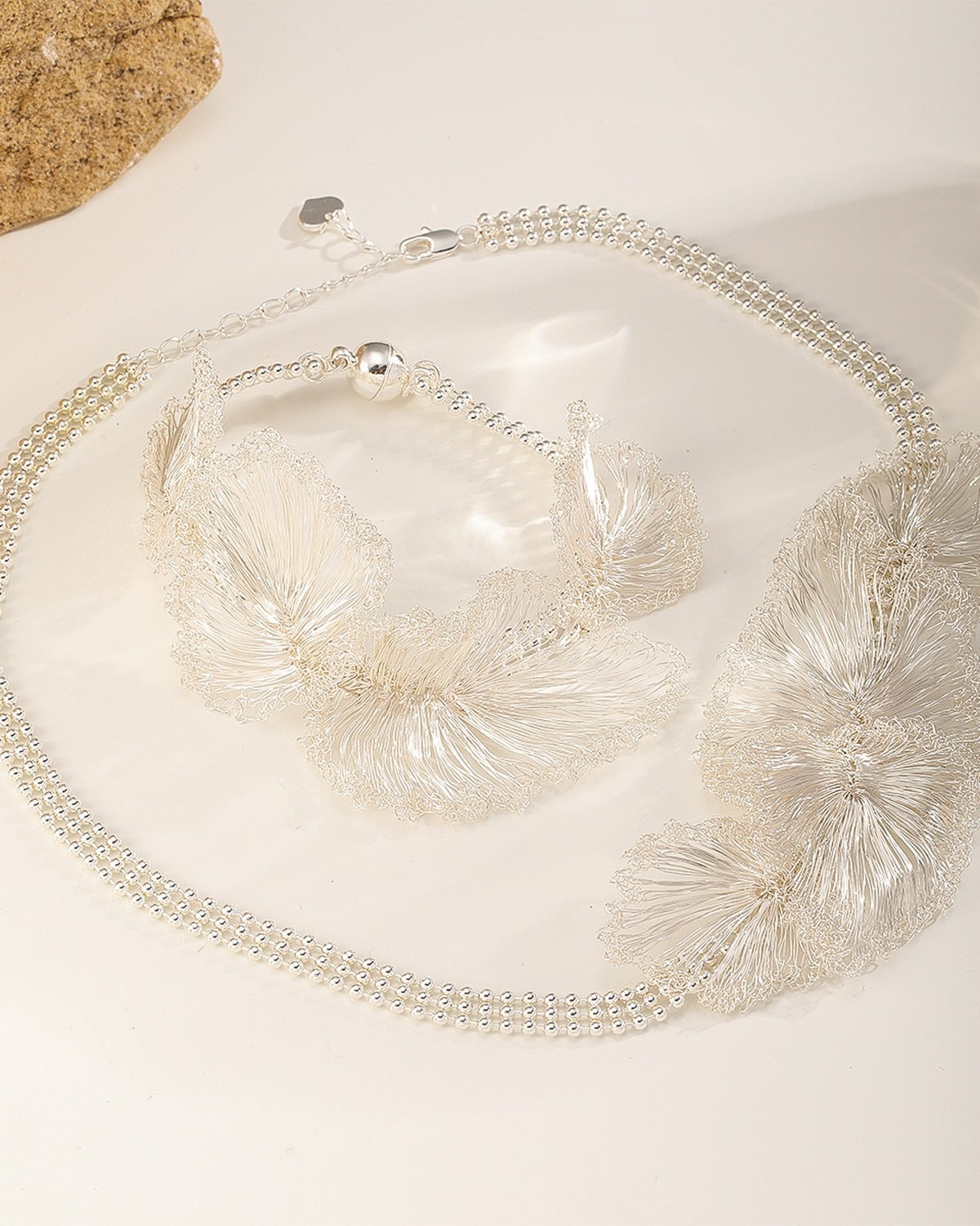 Late Bloomer Woven Flower Set · flat