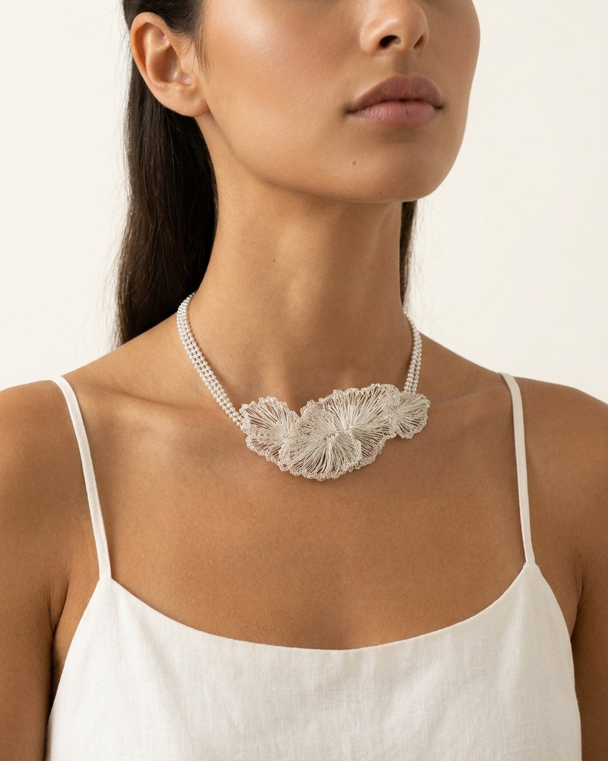 DAJW02_neck