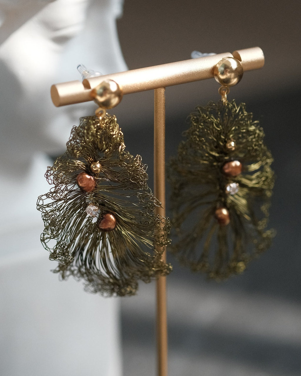 Day Off Woven Flower Earrings · product