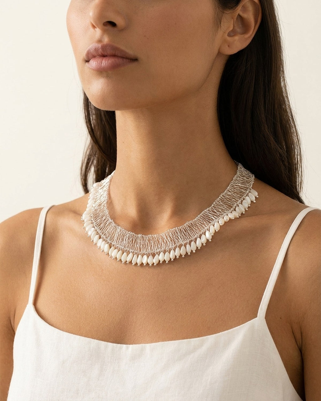 DAJW07_neck