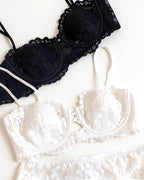 Darette Half Truth Half-Cup Set shown on its own against a plain background