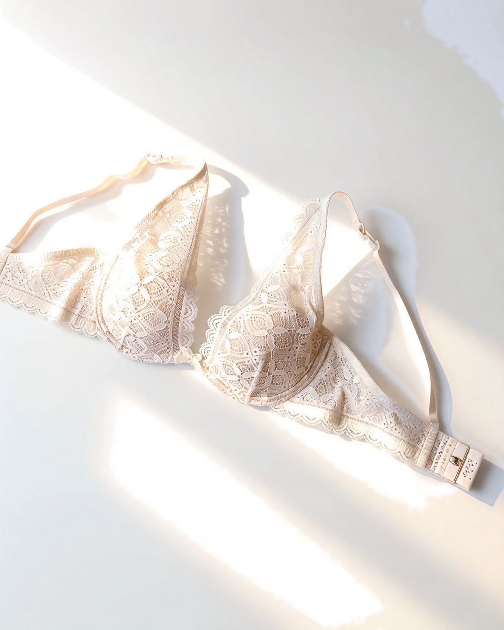 The Soft Landing Lace Set, product-only view