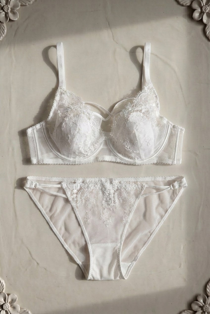 Lou Lace Set — Ivory colourway