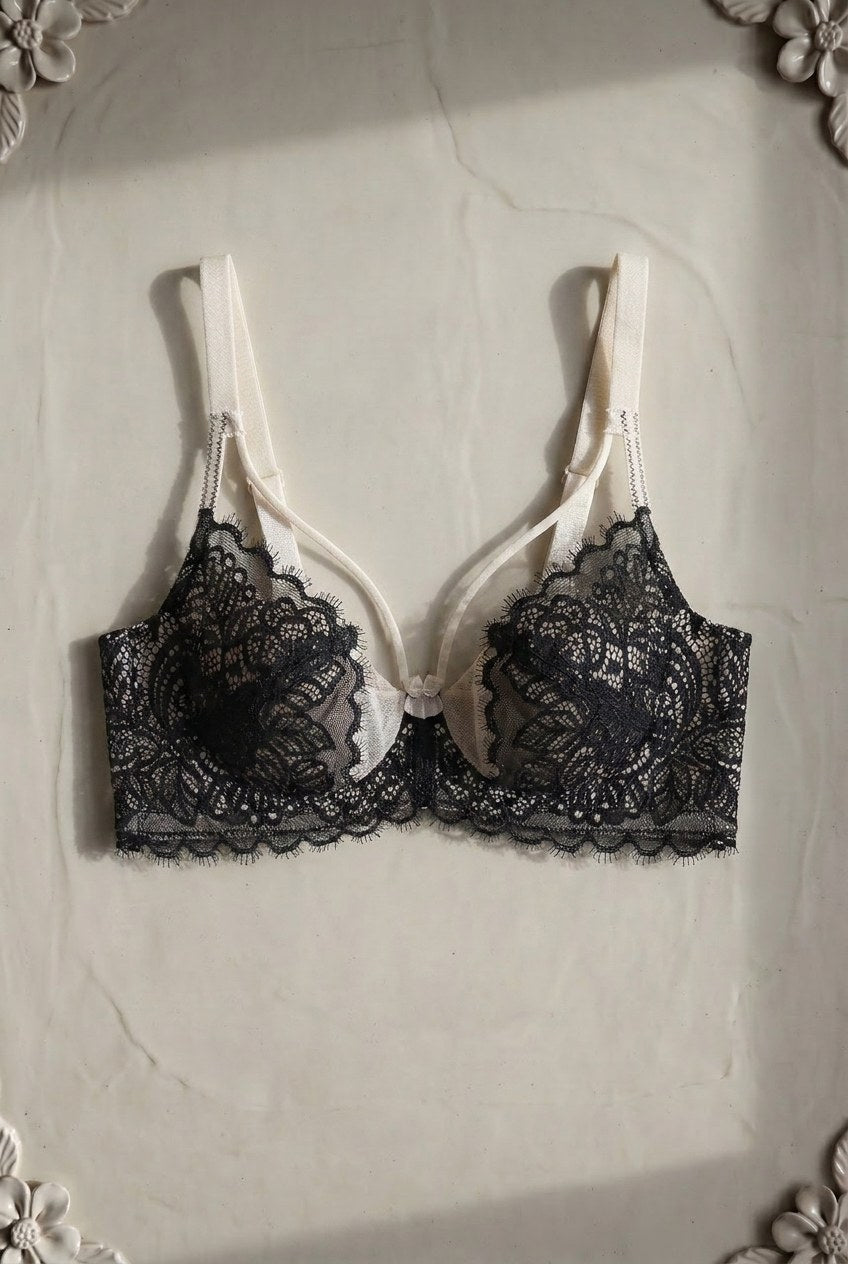 Romy Lace Set — Noir colourway