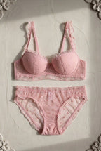 Anaïs Lace Set — Blush colourway