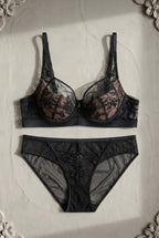 Delphine Lace Set — Noir colourway