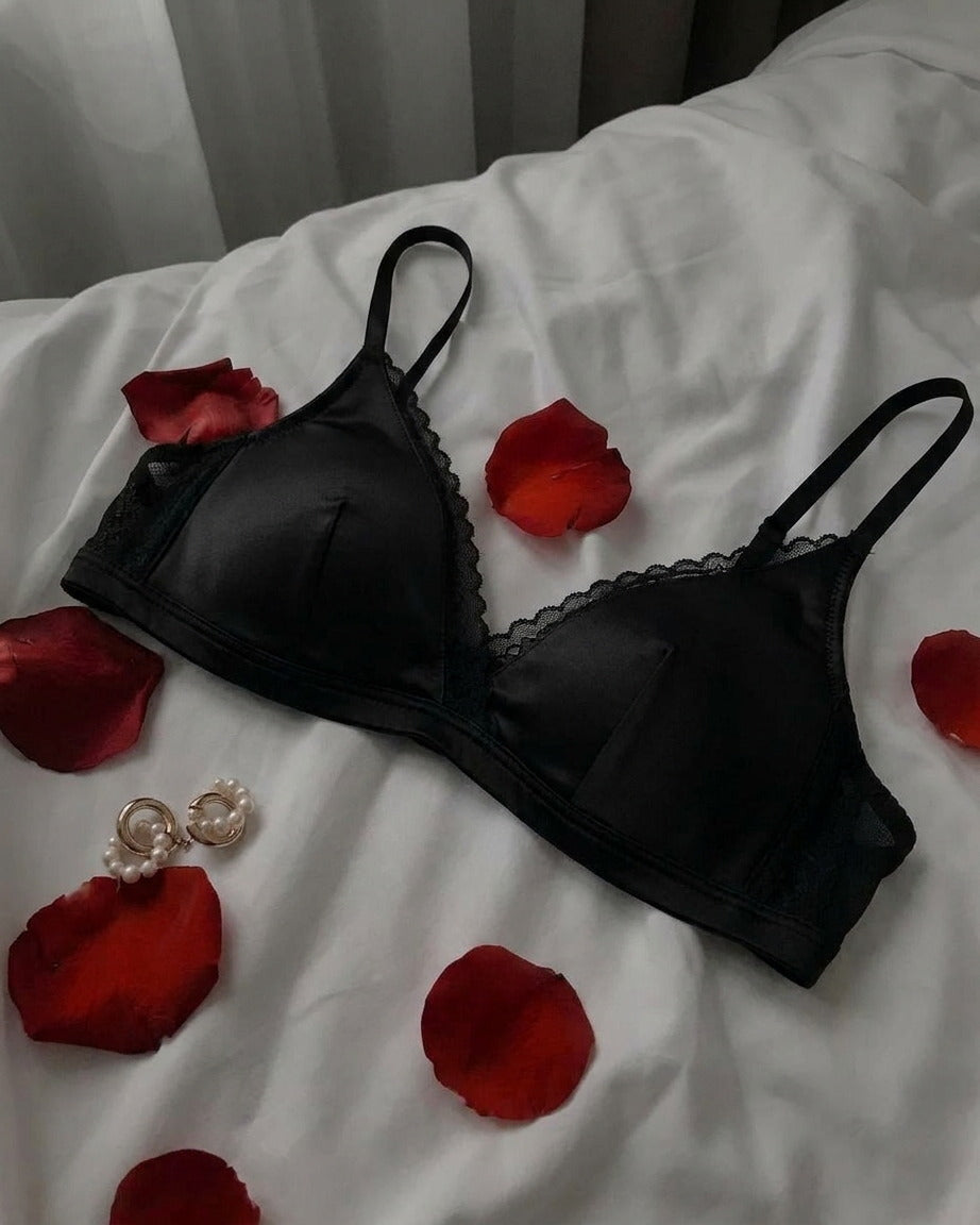 Darette Just Because Silk-Lace Set in Noir - front view on a soft studio backdrop