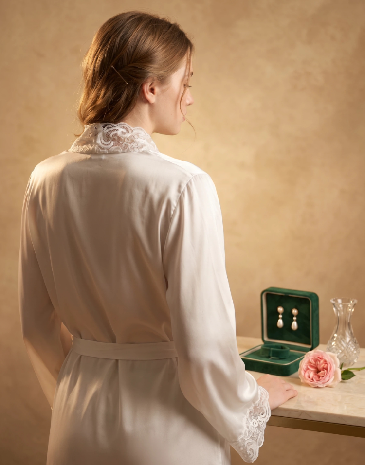 A different angle on the Late Start Robe