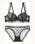 Darette Soft Spot Lace Set and panty in Noir shown as a cut-out product pairing